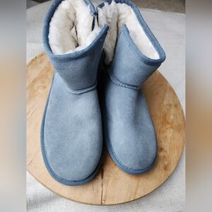 Koolaburra Blue Boots with Plush White Interior